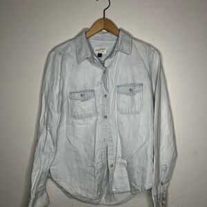 Universal Thread Light Denium Button-Up Shirt